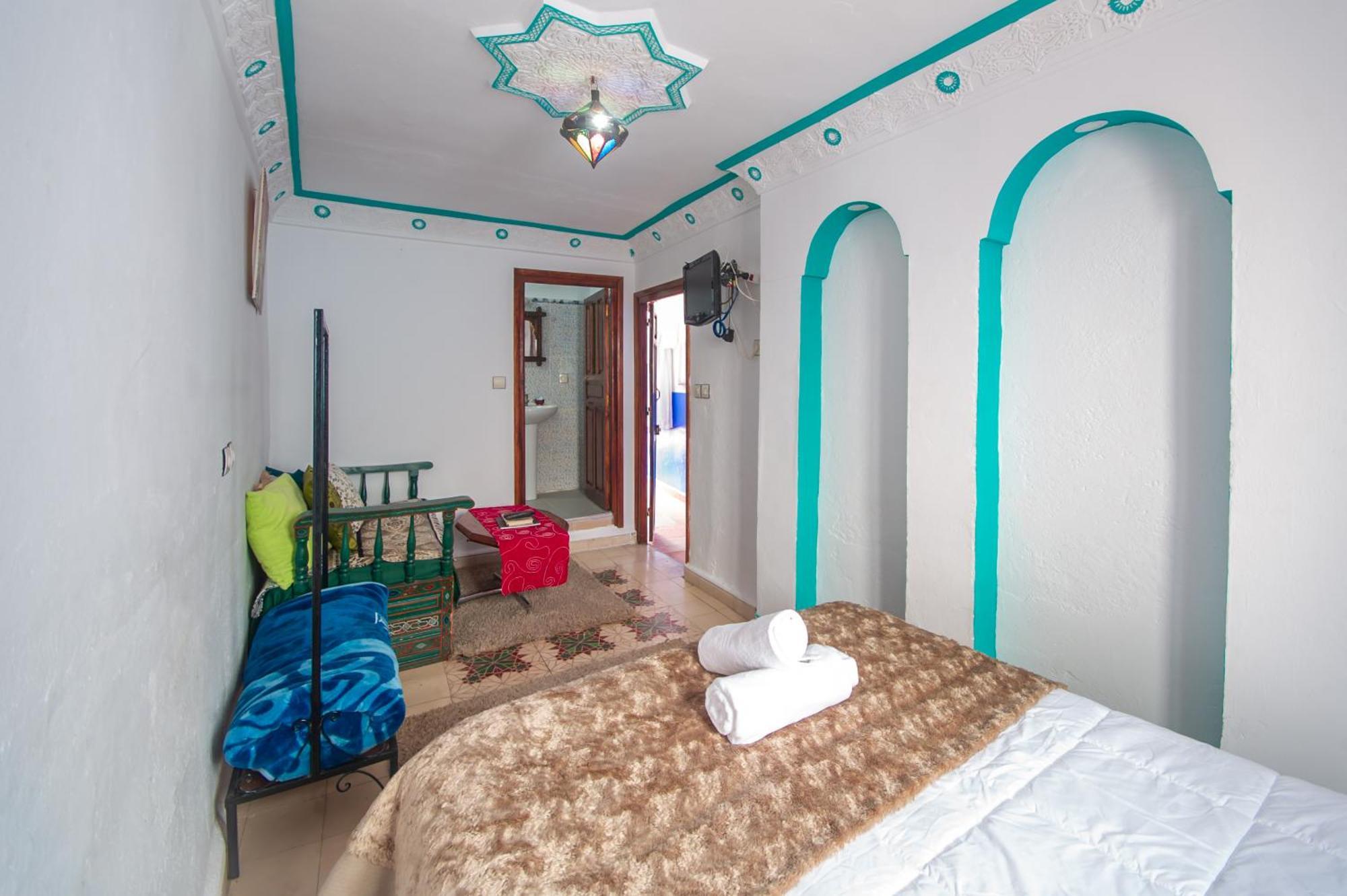 Dar Chourafa Riad Chefchaouen Exterior photo